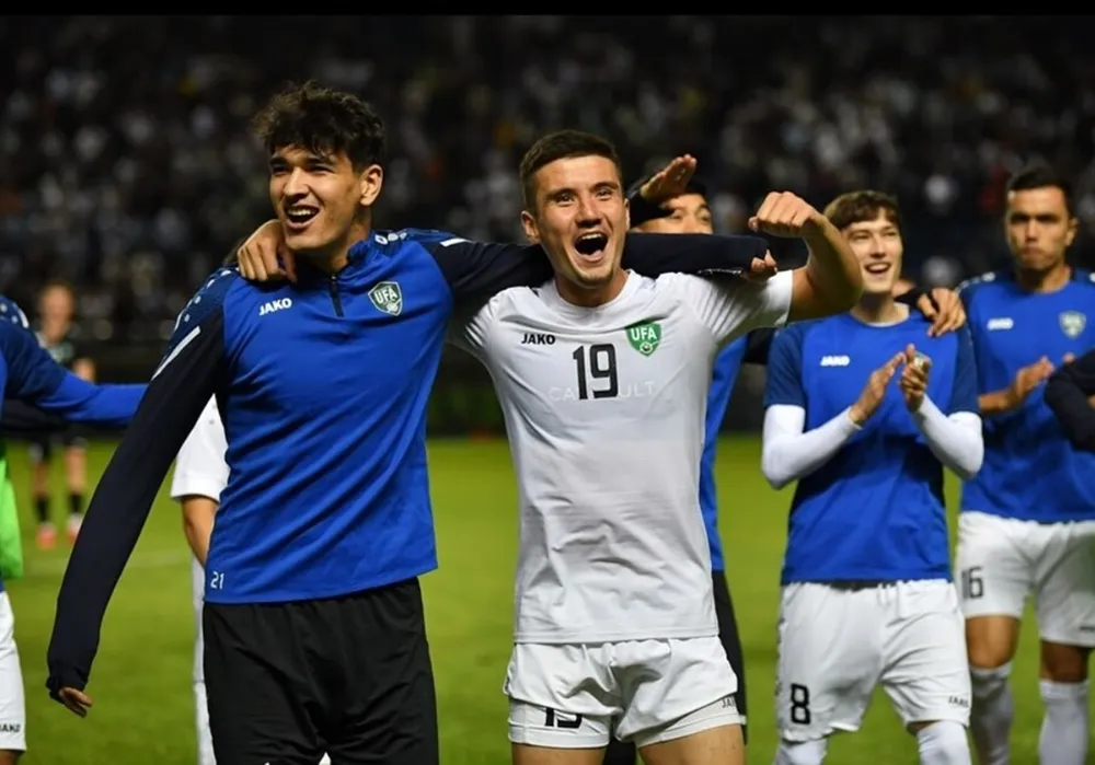 우즈벡 대표팀 훈련 중인 미드필더